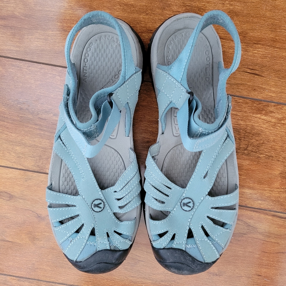 Keen Aqua Teal Hiking Sandals Size 9